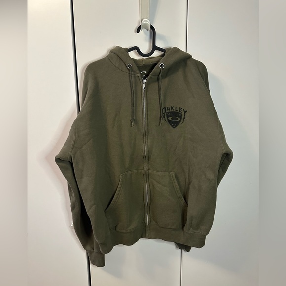 Oakley Other - OAKLEY ZIP UP HOODIE